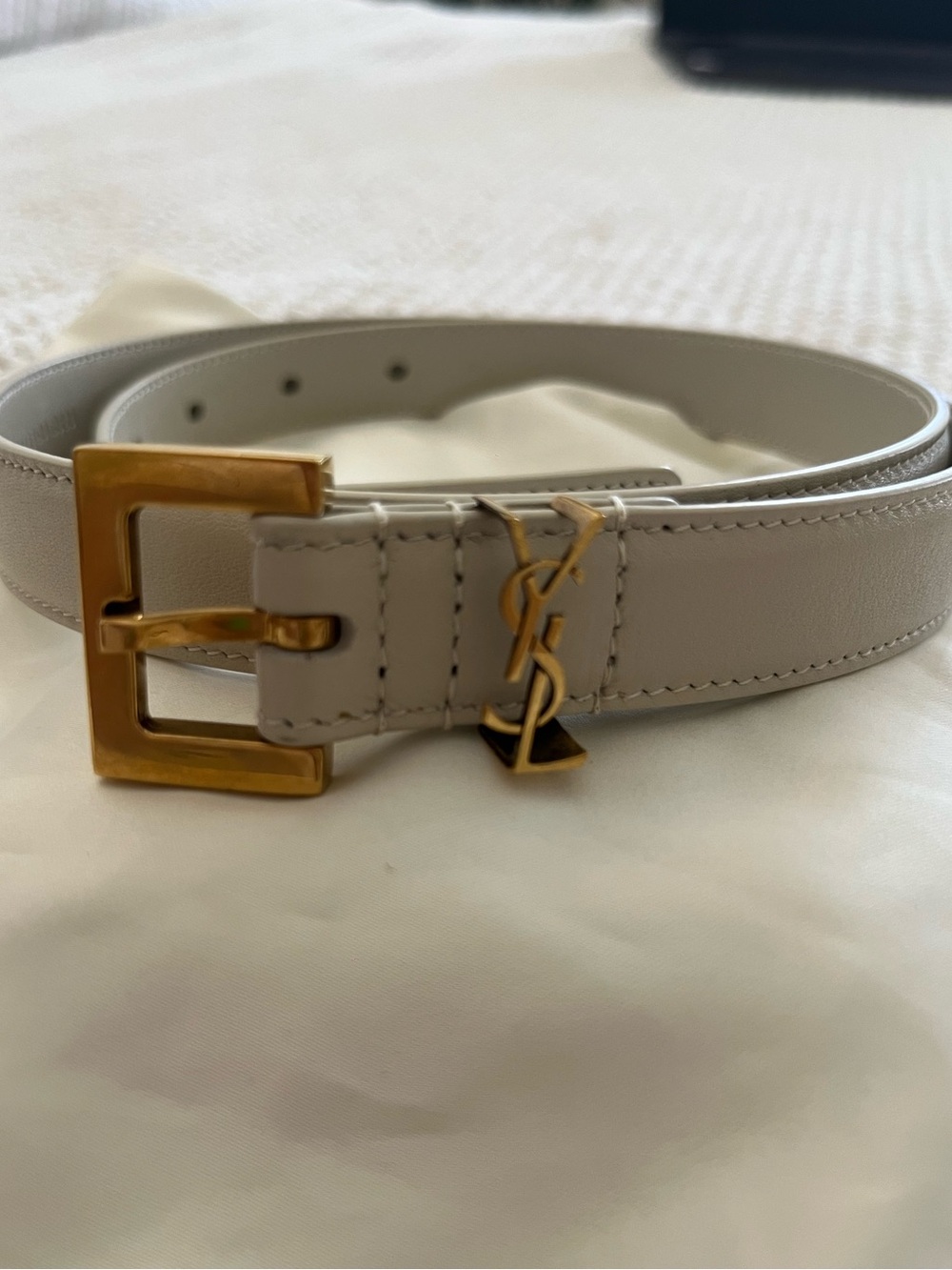 Saint Laurent Cream Leather Belt with Gold YSL Buckle Accent size 80 - Picture 2 of 8